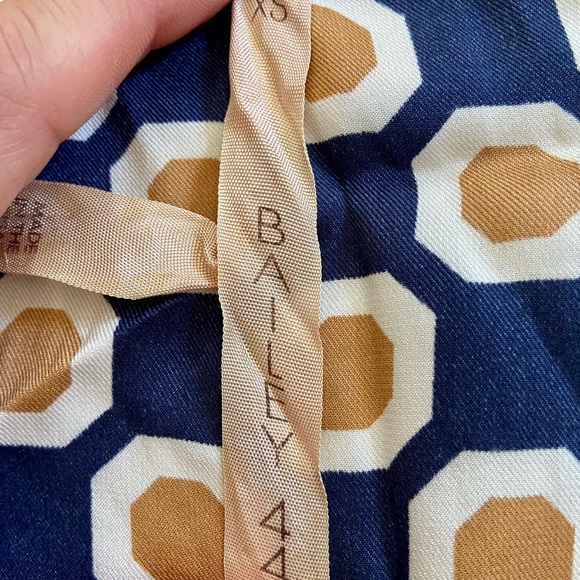 Bailey 44 Navy Silk Tank X Small - Picture 3 of 5